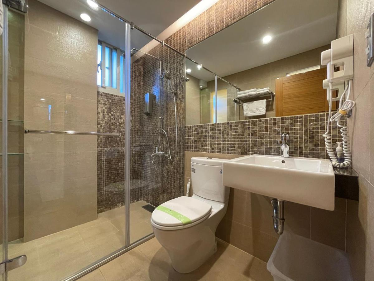 Golden101 Bed And Breakfast جيوفين المظهر الخارجي الصورة