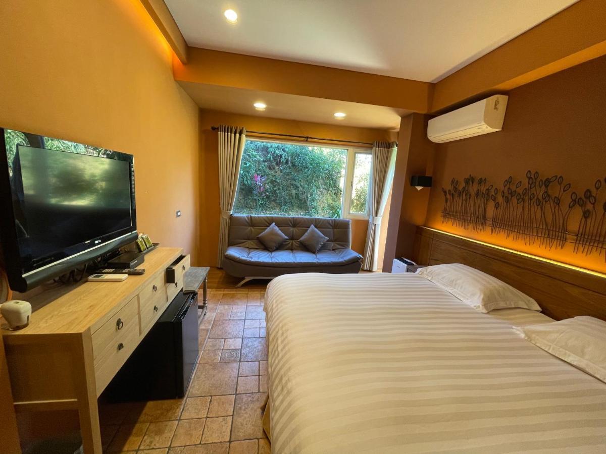 Golden101 Bed And Breakfast جيوفين المظهر الخارجي الصورة