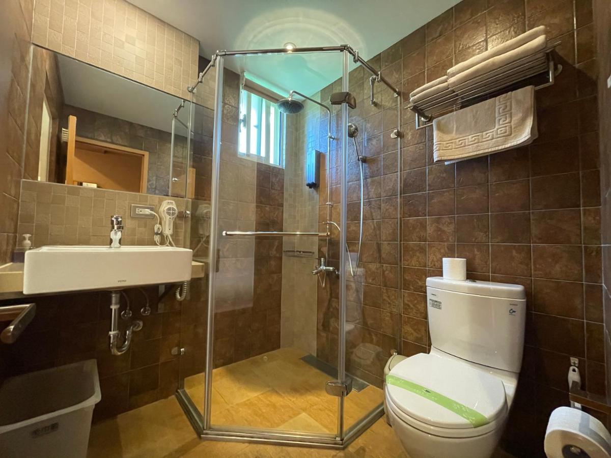 Golden101 Bed And Breakfast جيوفين المظهر الخارجي الصورة