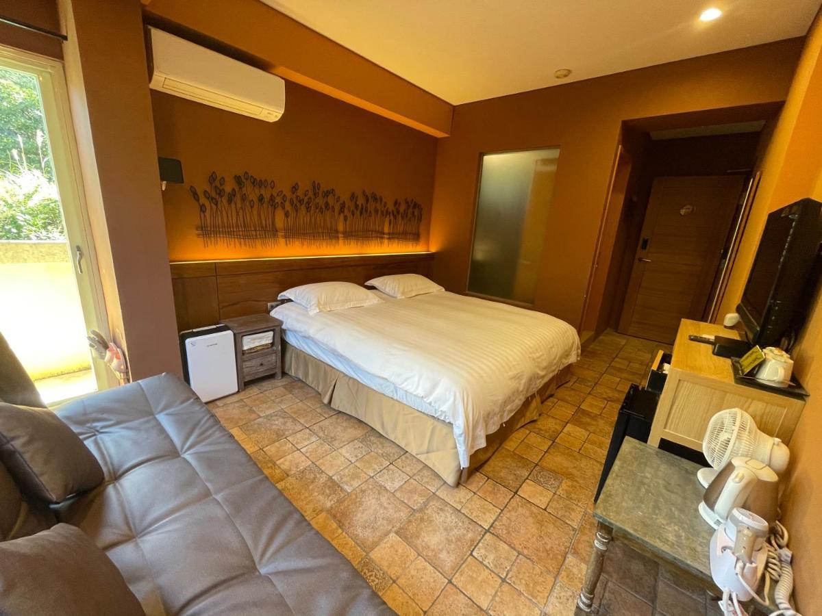 Golden101 Bed And Breakfast جيوفين المظهر الخارجي الصورة