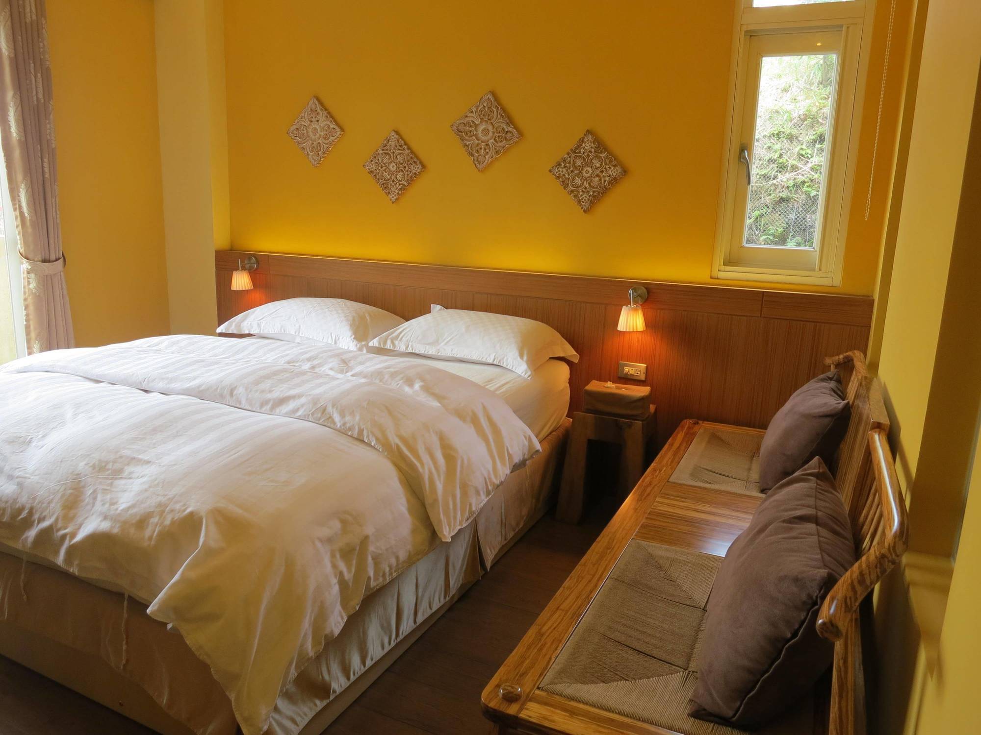 Golden101 Bed And Breakfast جيوفين المظهر الخارجي الصورة